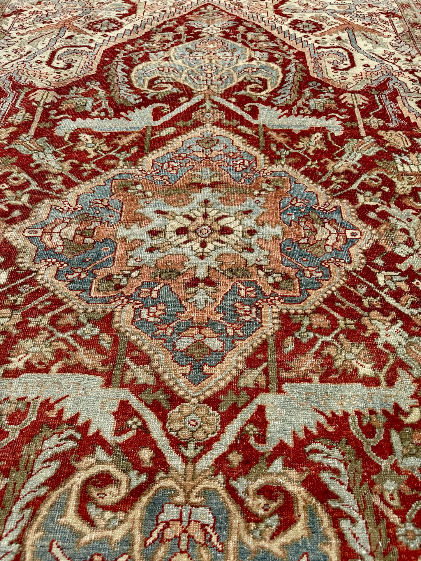 7.10'x11.2' Antique Persian Heriz