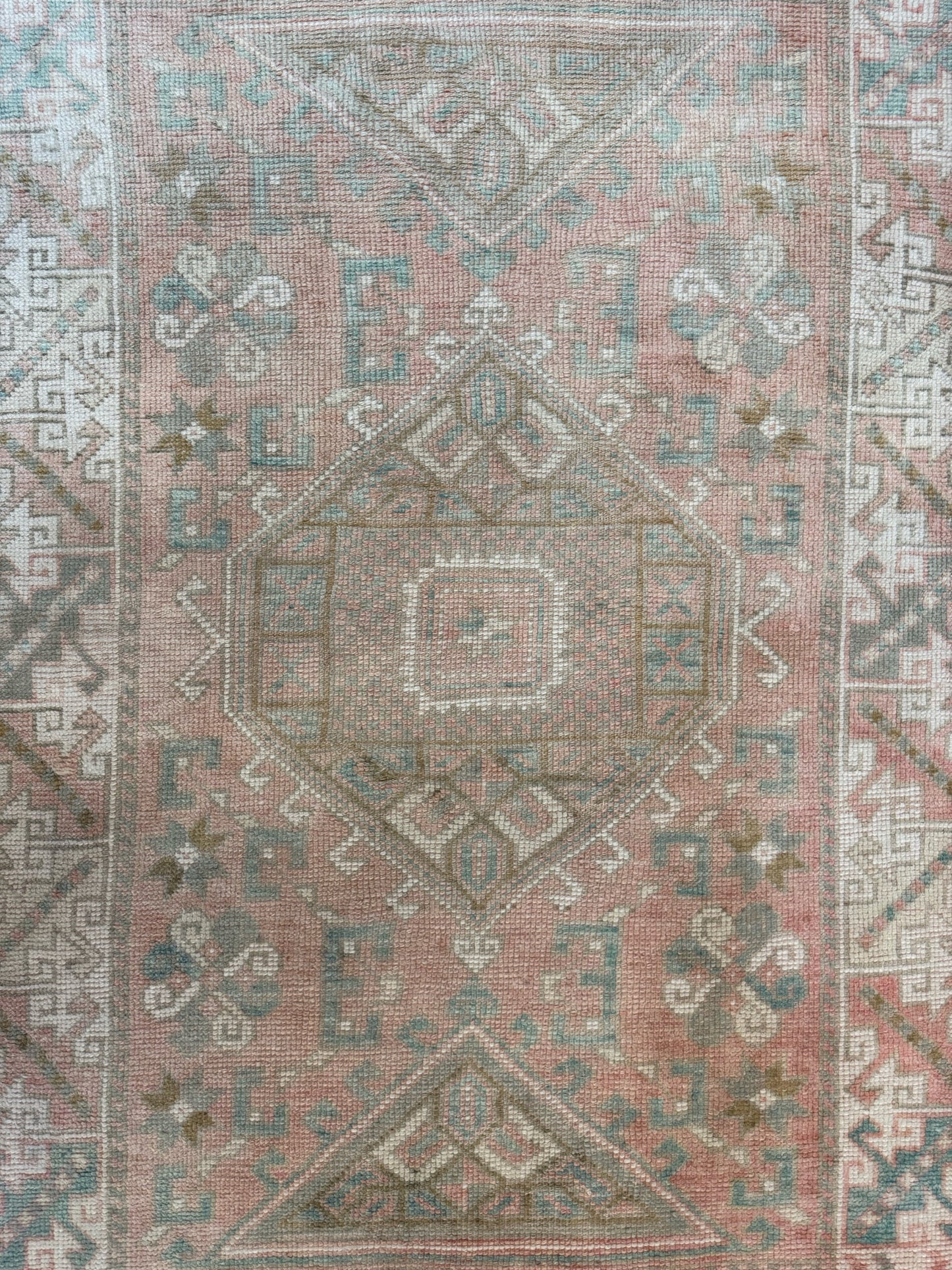 4'x6' Vintage Turkish Rug