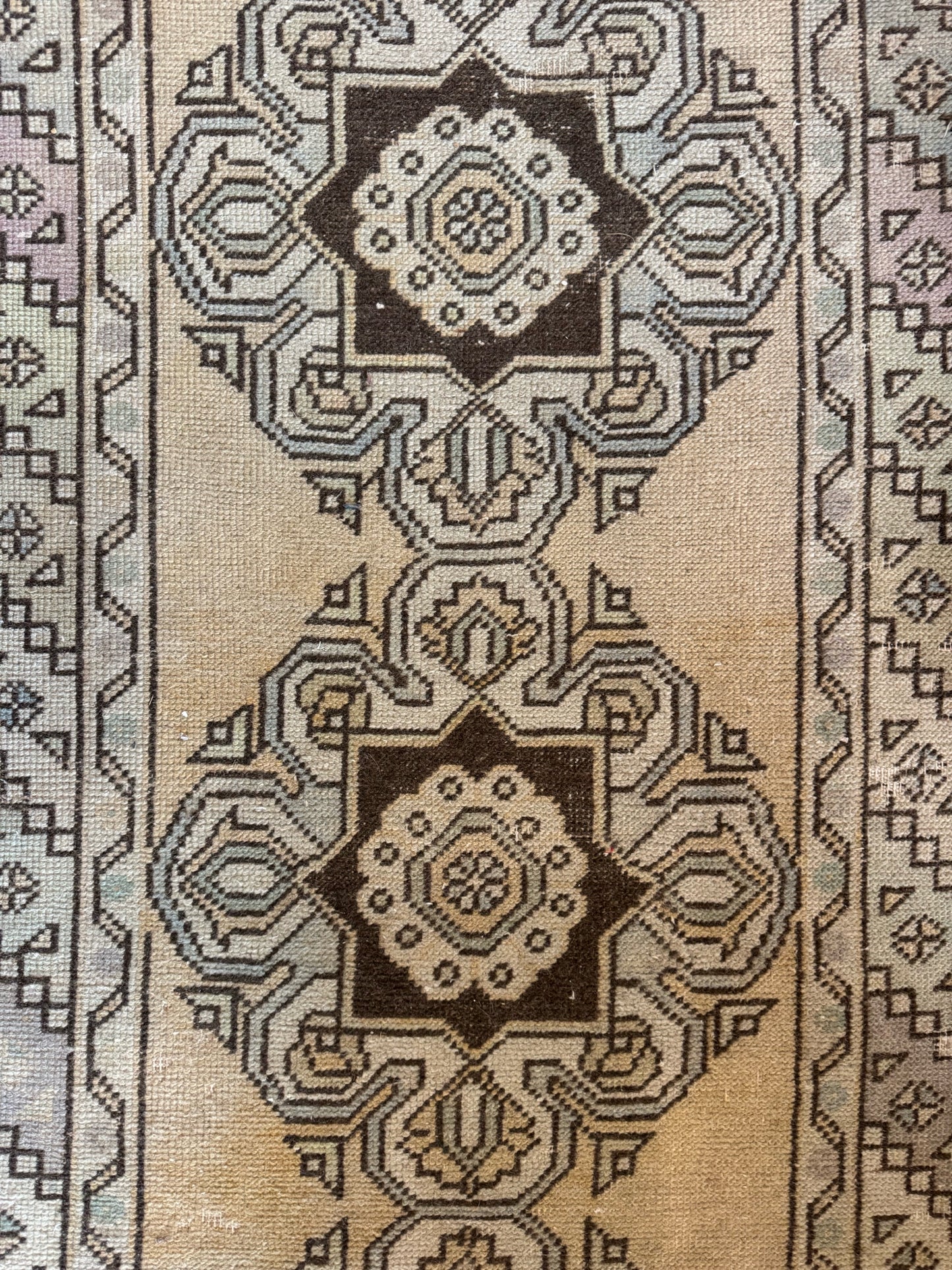3'x9.4' Vintage Turkish Rug