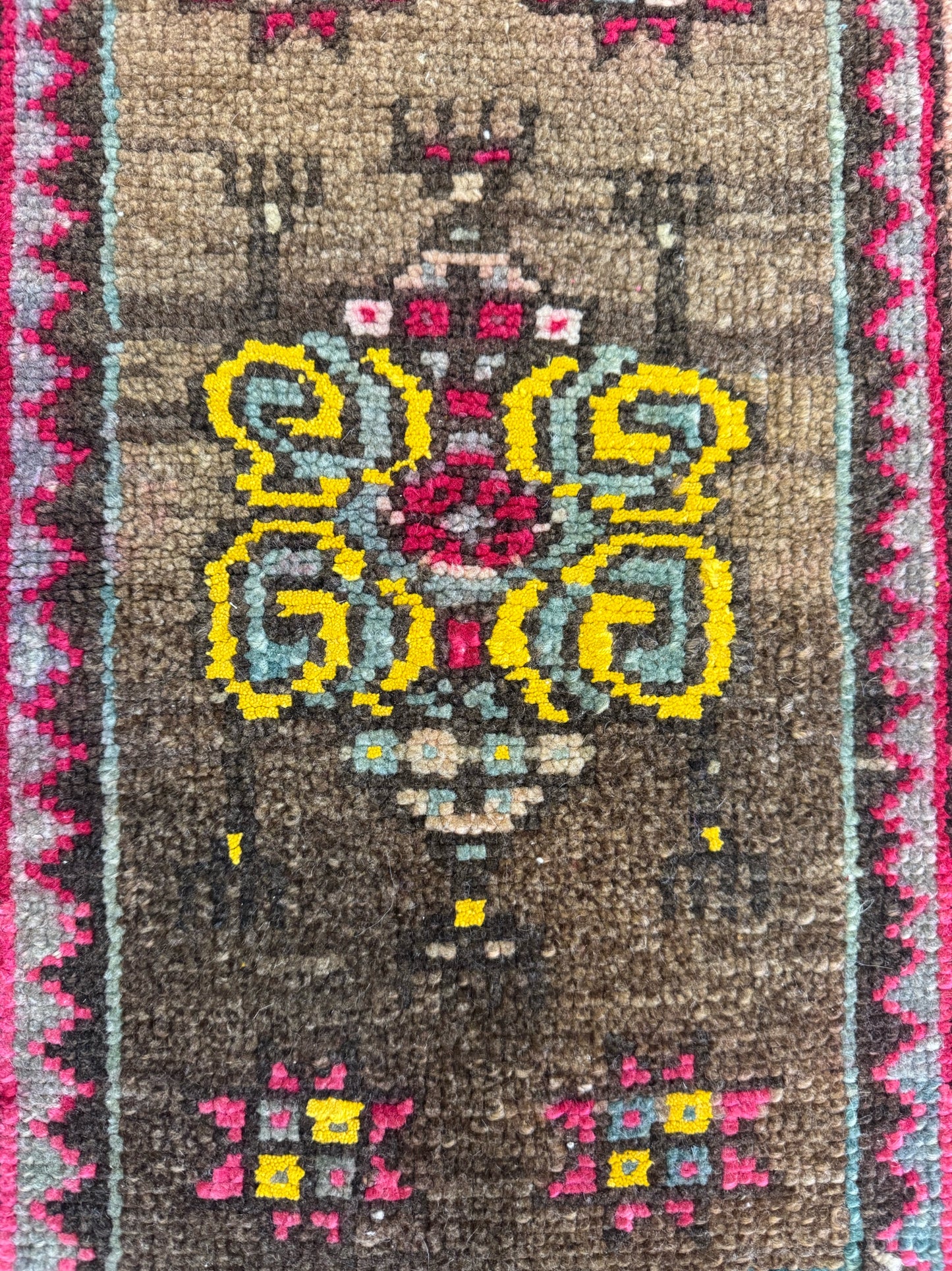 1.2'x3,3' Turkish Rug