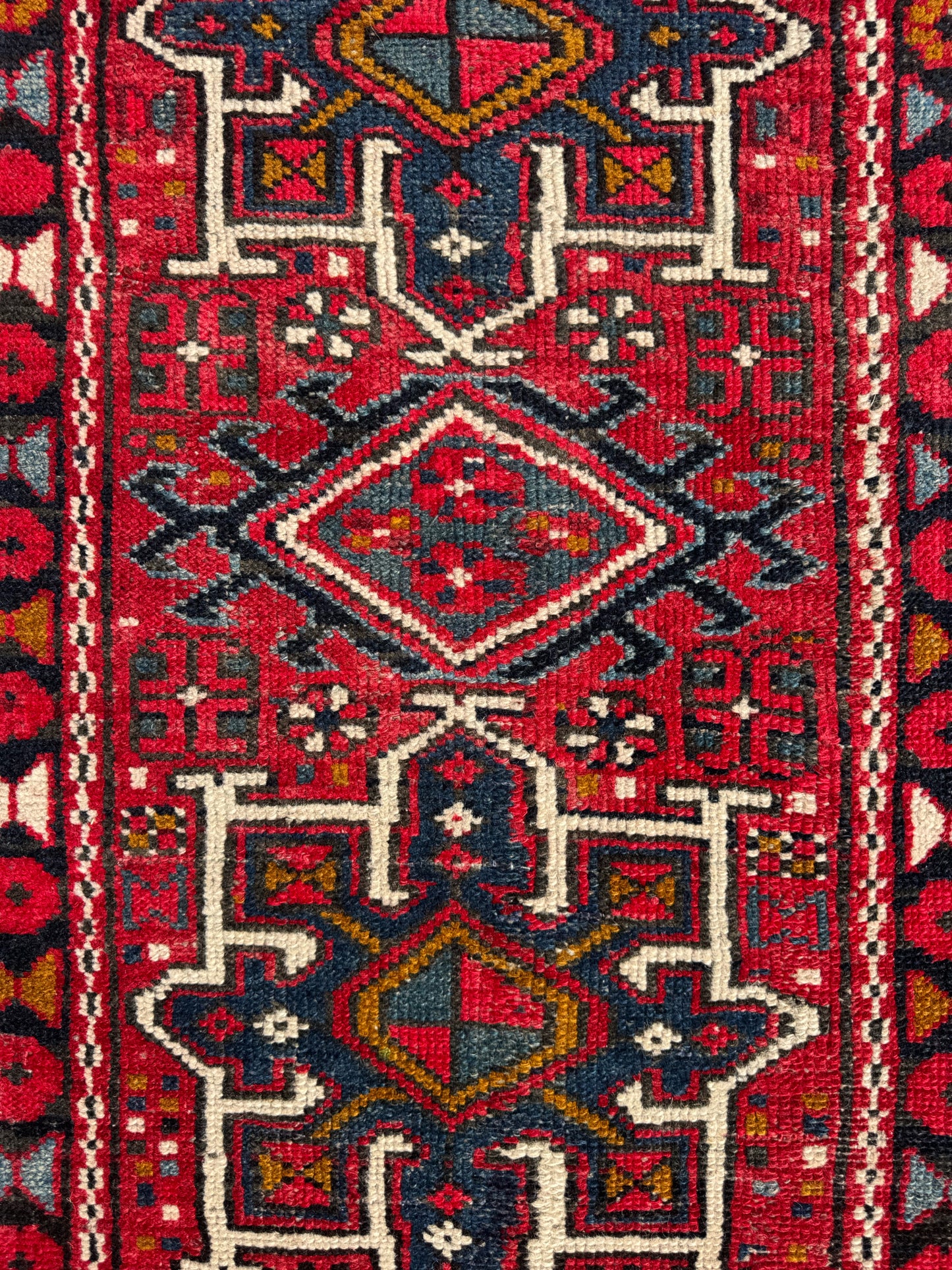 2.6'x9.11' Vintage Persian Rug
