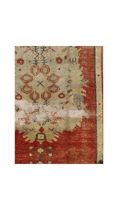 2.4'x5.5' Vintage Turkish Rug