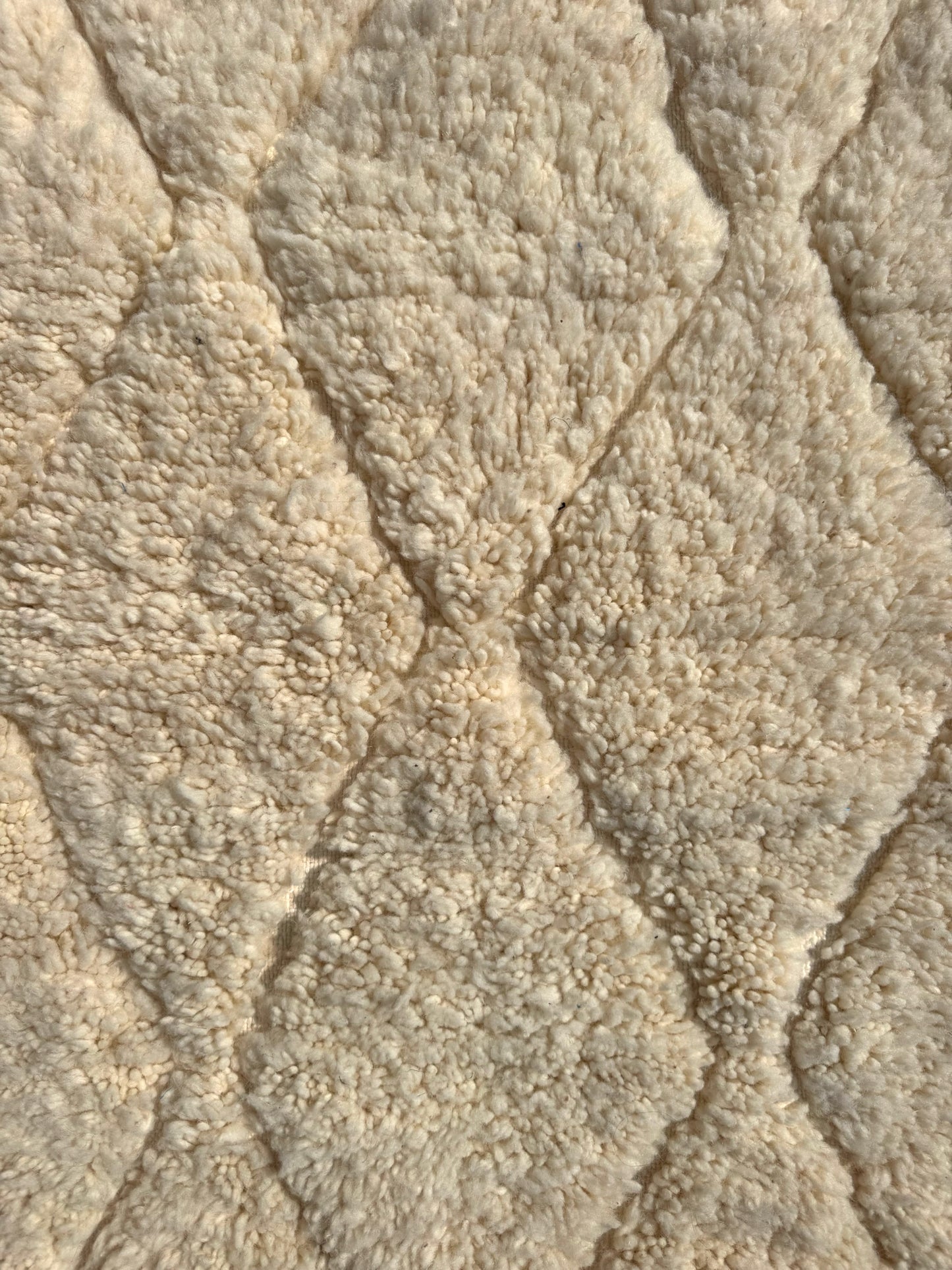 2.1'x3.4' Moroccan Rug