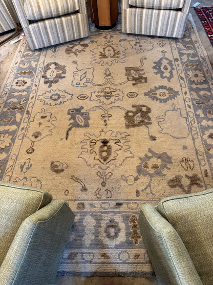 7.8'x10.5' New Oushak Rug