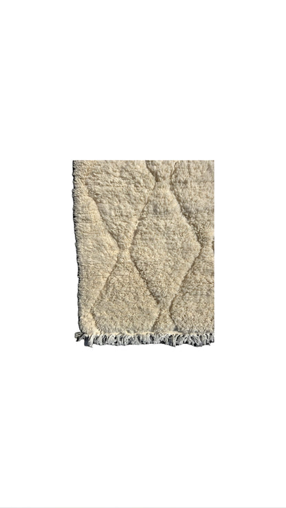 2.1'x3.4' Moroccan Rug