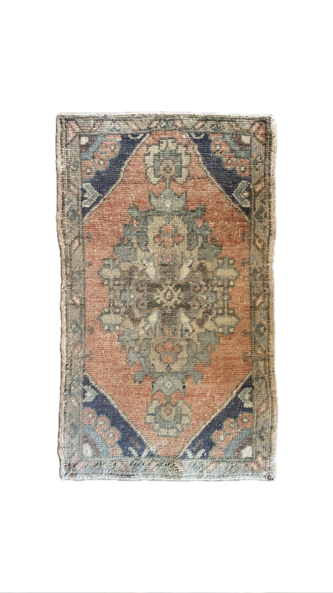 1.8'x2.9' Vintage Mini Rug