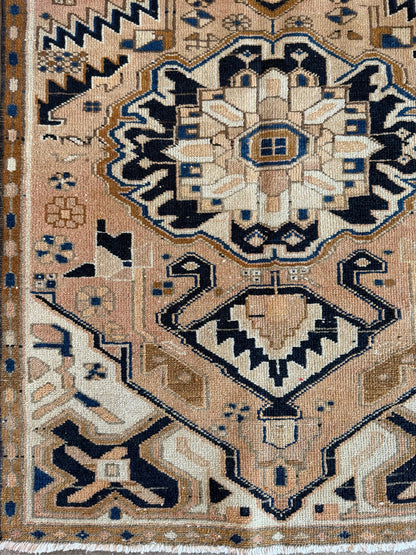 2.8'x9.6' Vintage Turkish Rug