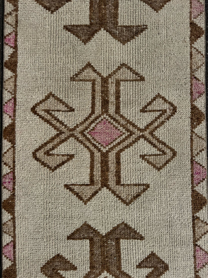 2.9'x12.8' Vintage Turkish Rug