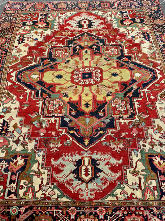 8.6'x10.6' Antique Persian Serapi