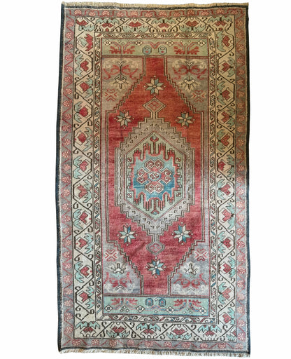 3.4'x6.2' Vintage Turkish Rug