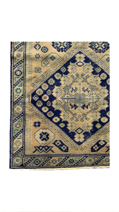 3.4'x6.2' Vintage Turkish Rug