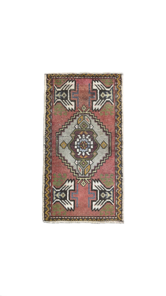 1.8'x3.4' Turkish Rug