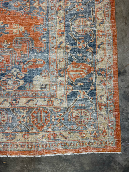 7.9'x11 Turkish Area Rug