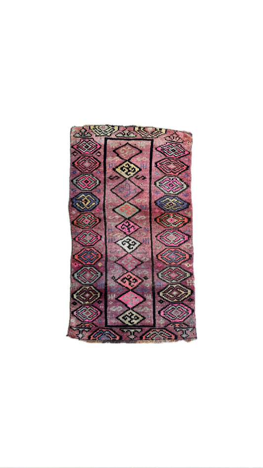 1.10'x3.2' Turkish Mini Rug