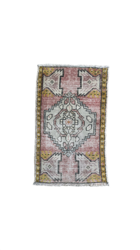 1.8'x3.1' Turkish Rug