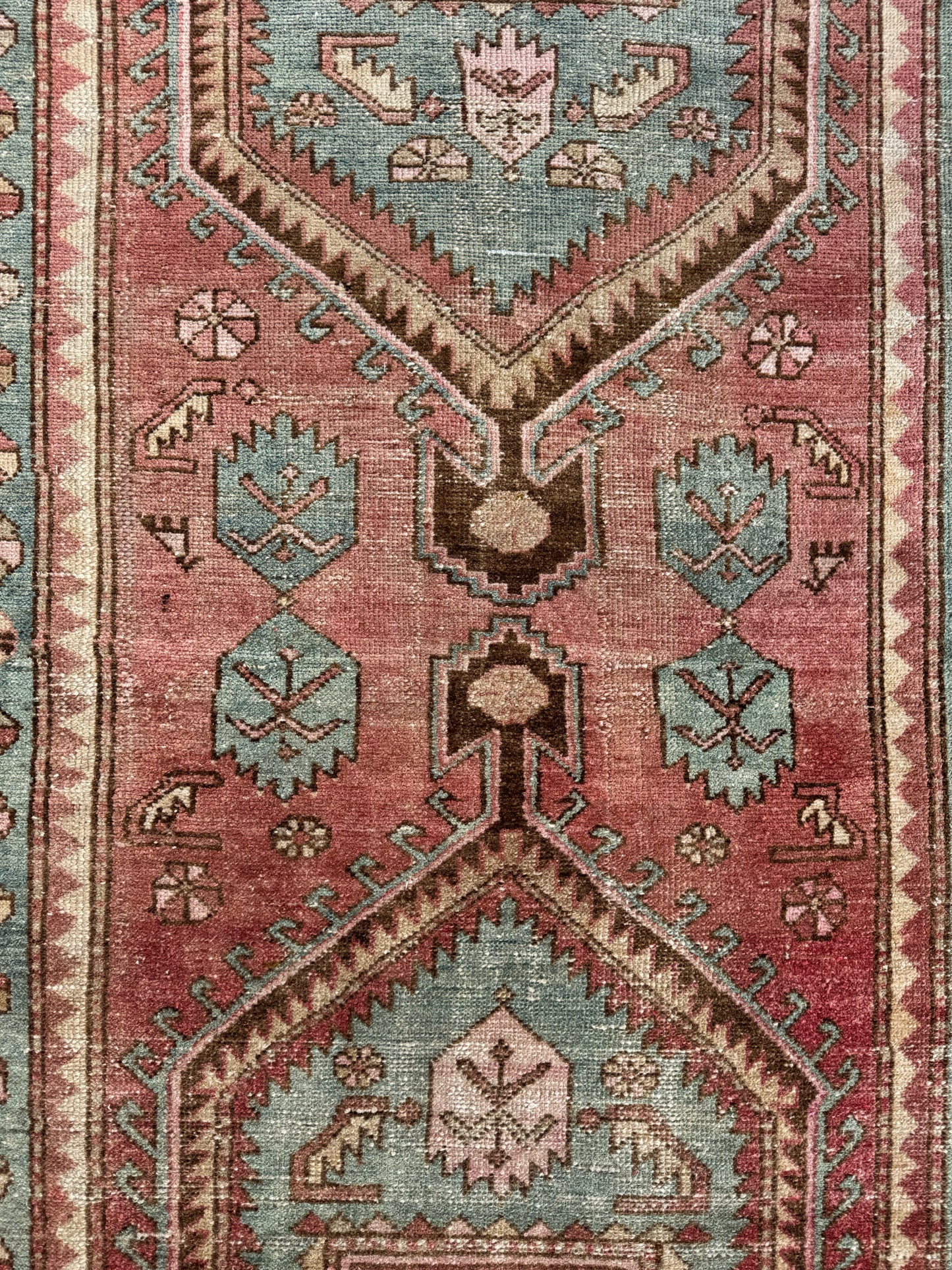 3.3'x9.7' Vintage Turkish Rug