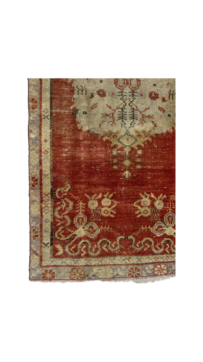 2.4'x5.5' Vintage Turkish Rug