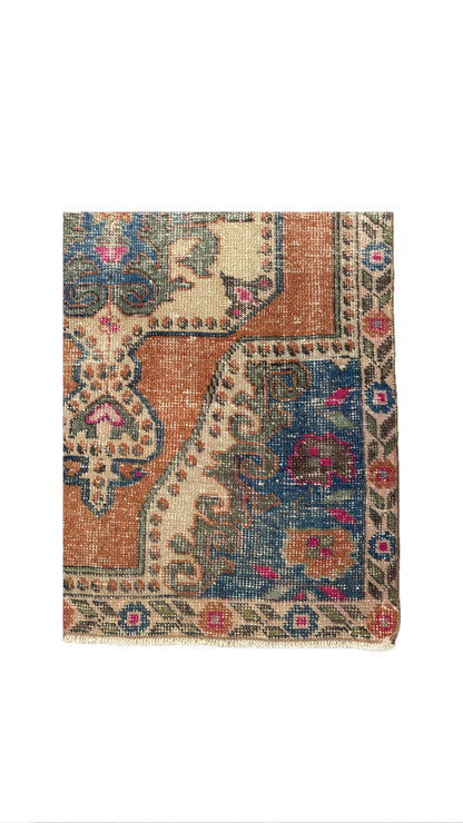 5.2'x7' Vintage Turkish Rug
