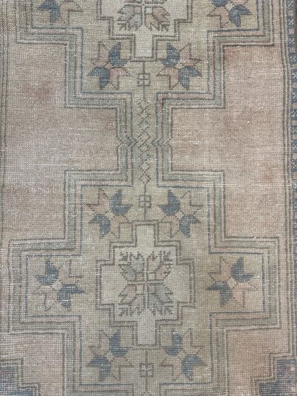 2.9'x8' Vintage Turkish Rug