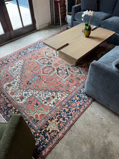 7.5'x10.4' Vintage Persian Rug