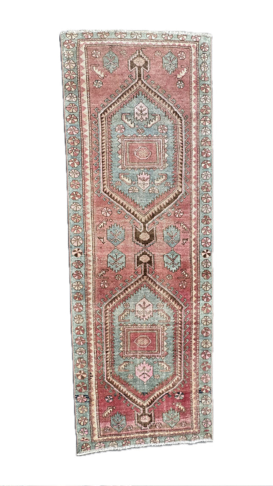 3.3'x9.7' Vintage Turkish Rug