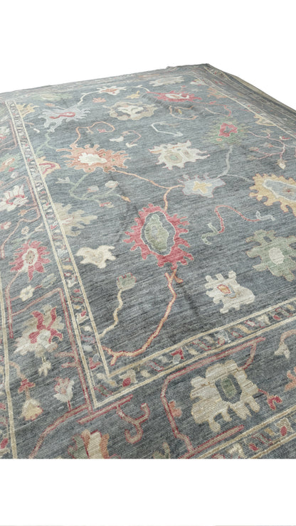 10'x13.2' Vintage Turkish Rug