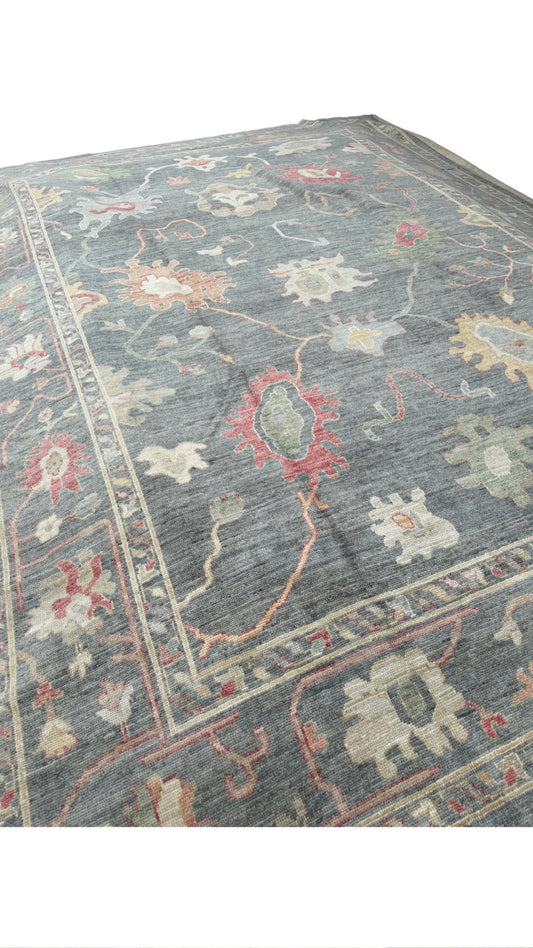 10'x13.2' Vintage Turkish Rug