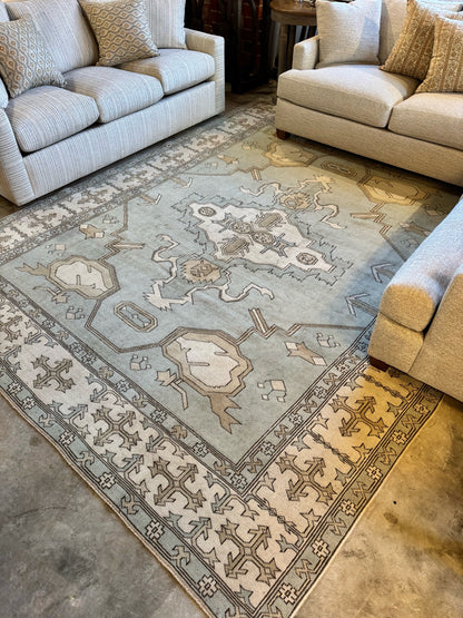 8.7'x10.9' Vintage Turkish Rug