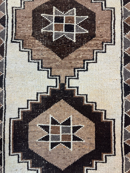 2.9'x12.3' Moroccan Rug