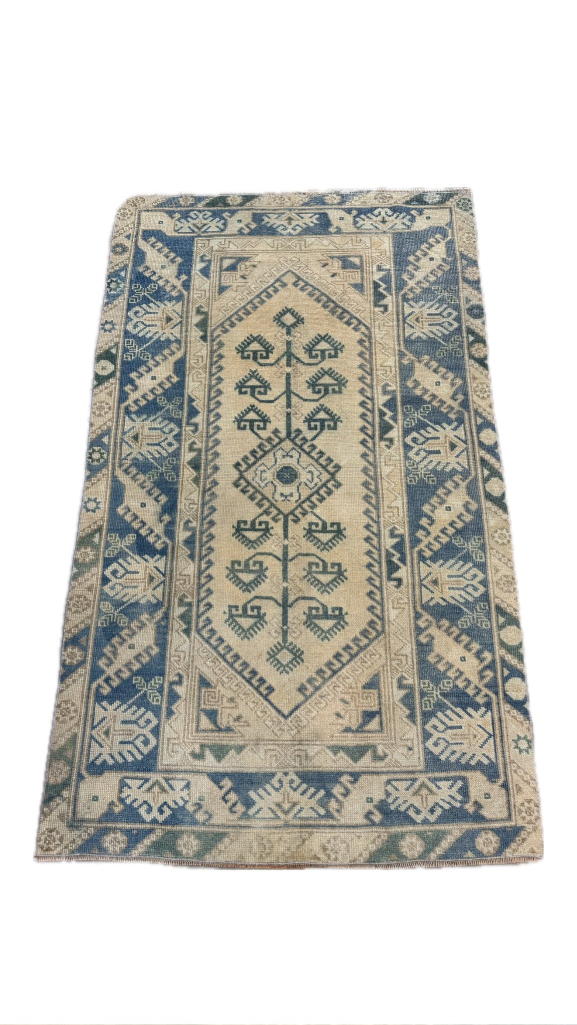 3.8'x6.1' Vintage Persian Rug