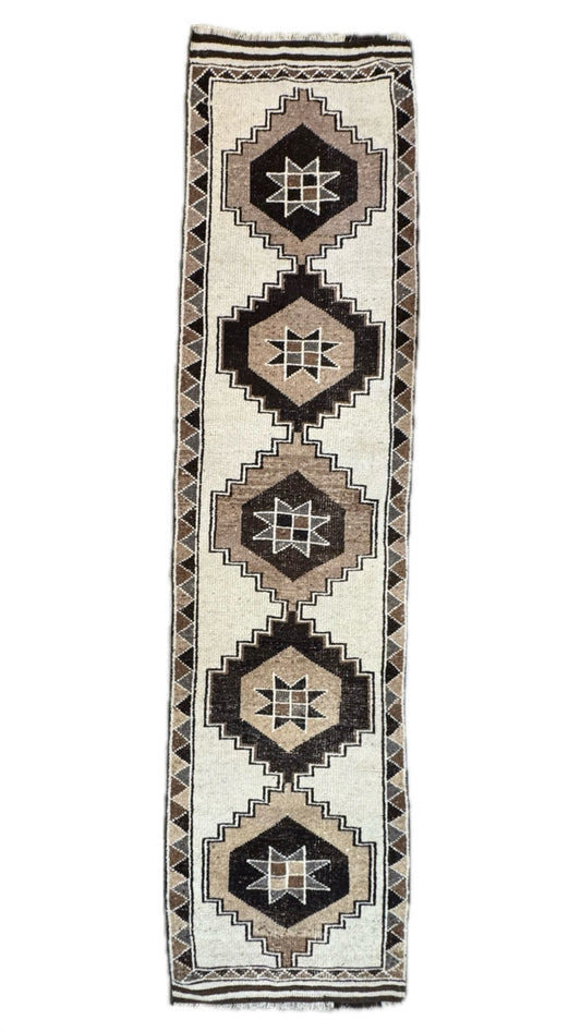 2.9'x12.3' Moroccan Rug