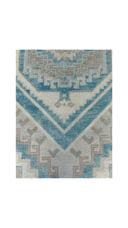 2.10'x16.6 Vintage Turkish Rug
