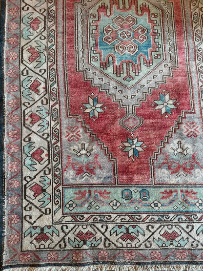 3.4'x6.2' Vintage Turkish Rug