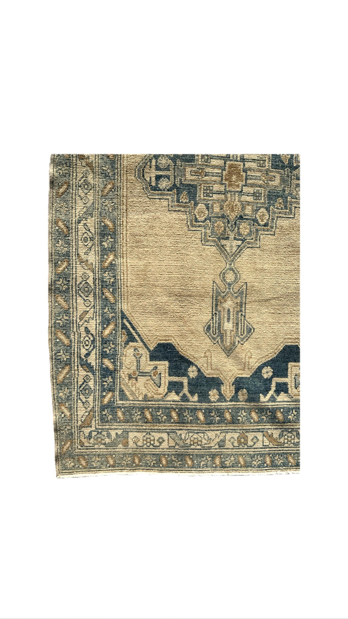 4.1'x6.8' Vintage Persian Rug