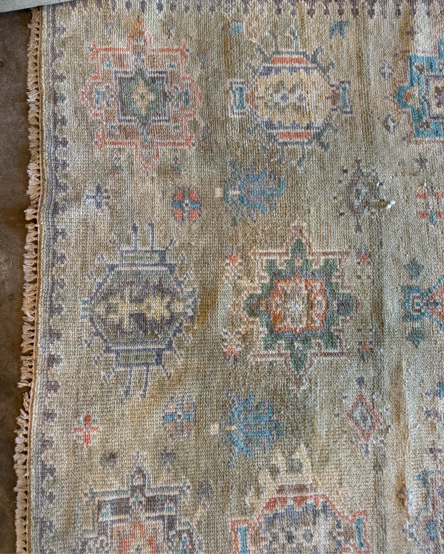 5.6'x8' Nourison Odessa Rug