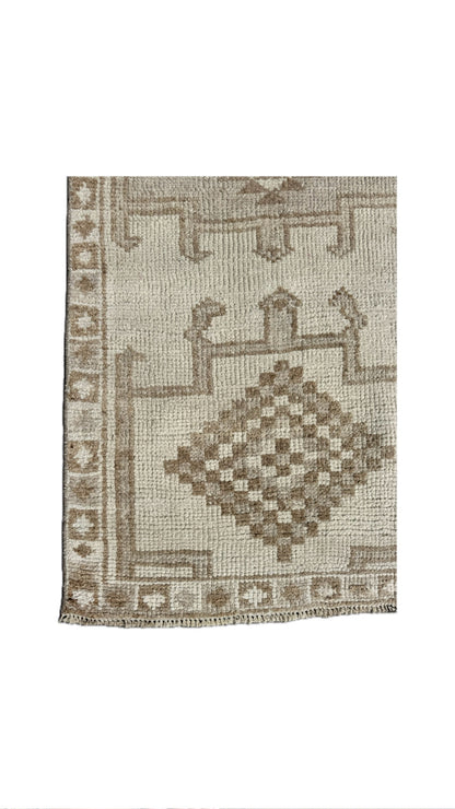 2.7'x12.2' Vintage Turkish Rug