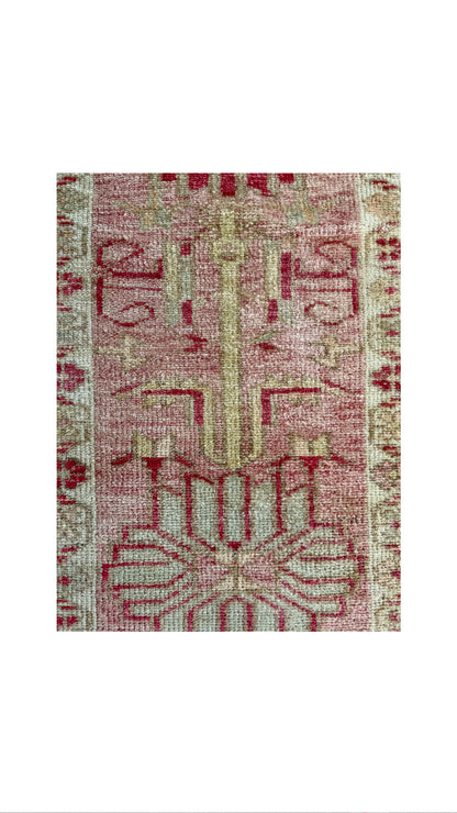 2.9'x11.2' Vintage Turkish Rug