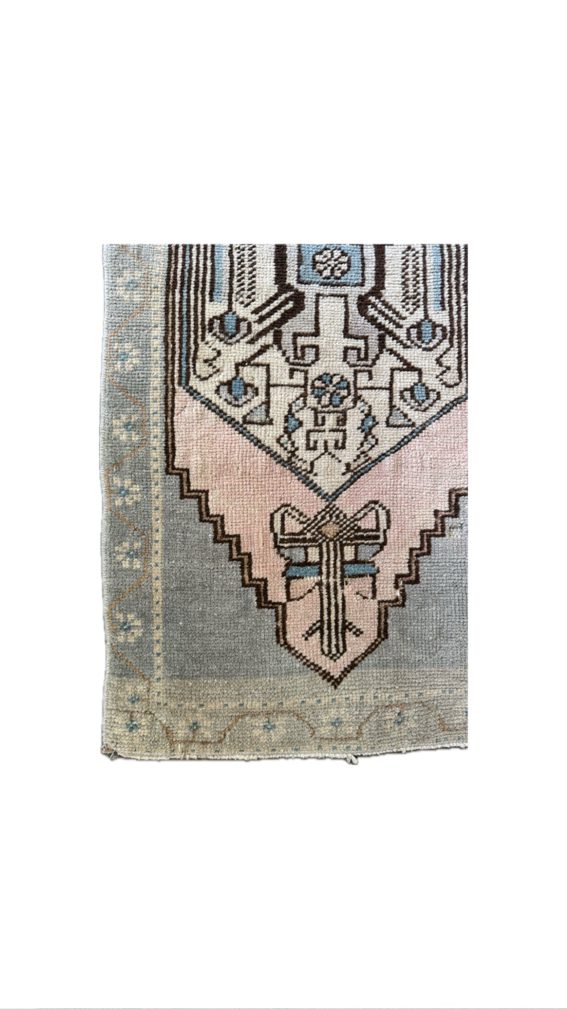 1.5'x3.2' Turkish Mini Rug